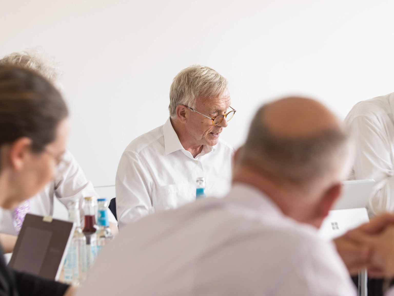 Jörg Waskönig bei einer Senatssitzung der Stiftung Niedersachsen