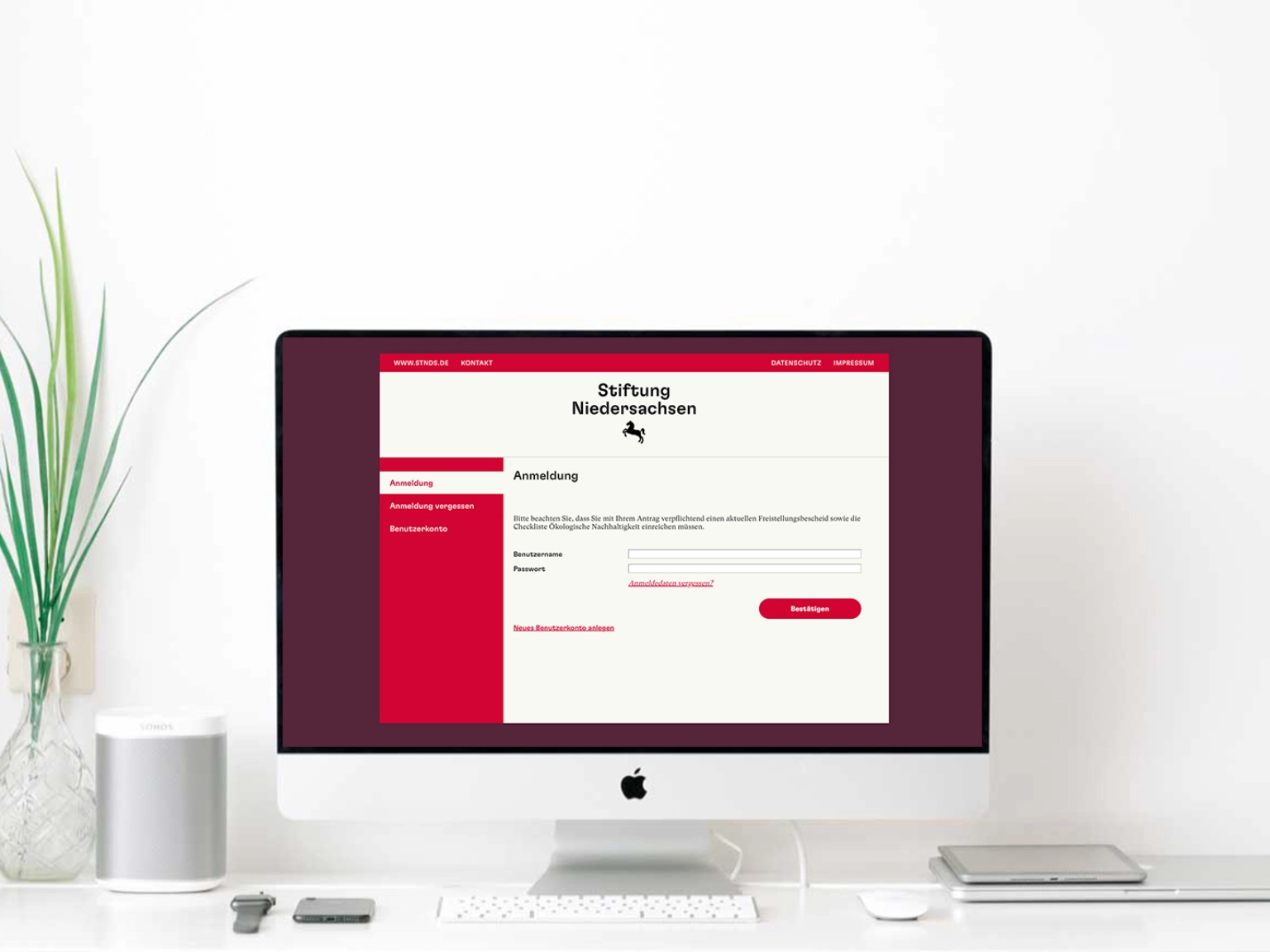 Ansicht des Onlineantrags auf einem Computerbildschirm – Anlegen eines Benutzerkontos bei der Stiftung Niedersachsen