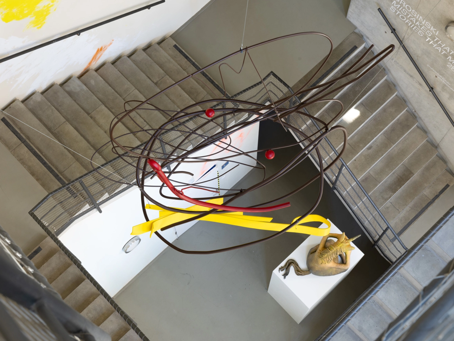 Impression Stufen zur Kunst 2026 im Künstlerhaus Hannover: Jenny Brosinski „Mistakes that already ended & stories that may never be true”