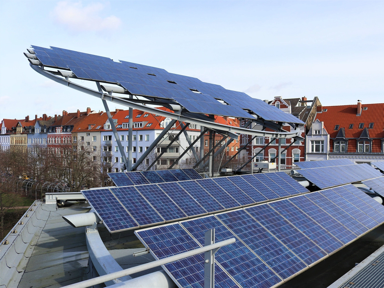 Die Solaranlage auf dem Dach des Kulturzentrums Pavillon in Hannover