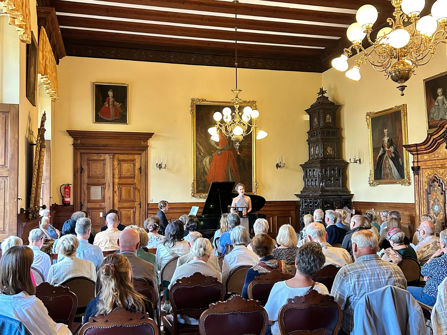 Impression der Konzertreihe Schlossklänge des Landschaftsverbandes Hameln-Pyrmont e. V. im Schloss Hämelschenburg